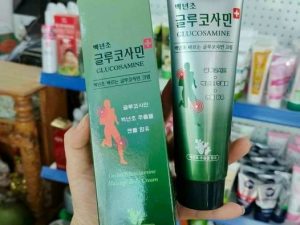 Dầu lạnh xoa bóp khớp Glucosamine